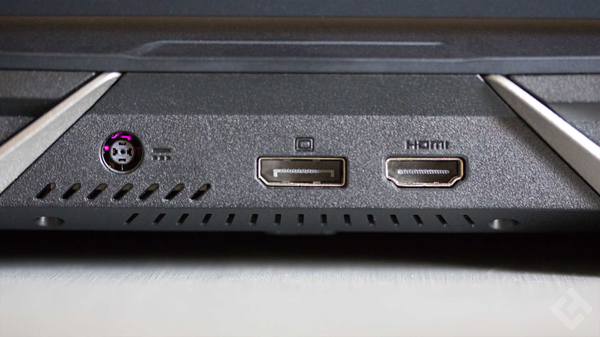 Acer Predator Helios 700 - Design