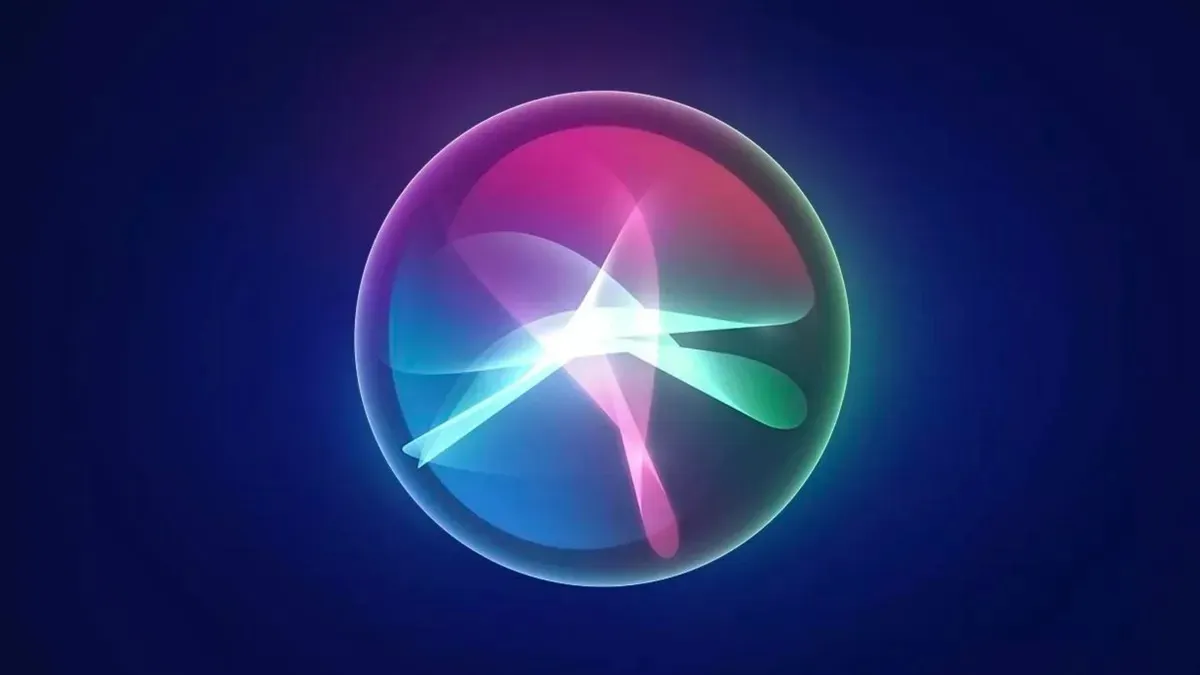 Come posso cambiare la voce di Siri sui miei dispositivi Apple?