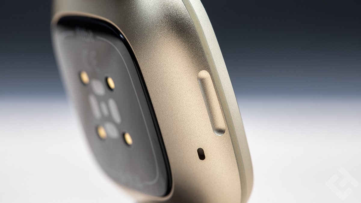 Fitbit Versa 3 - Bouton Haptyque 