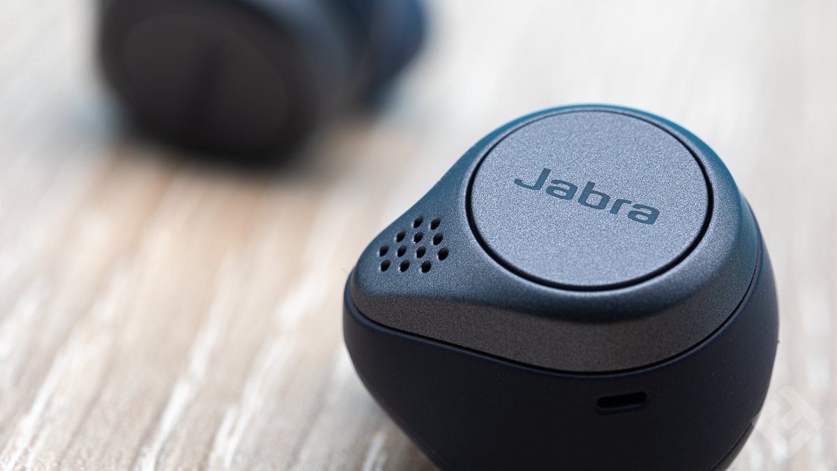 Jabra Elite Active 75T - Bouton physique