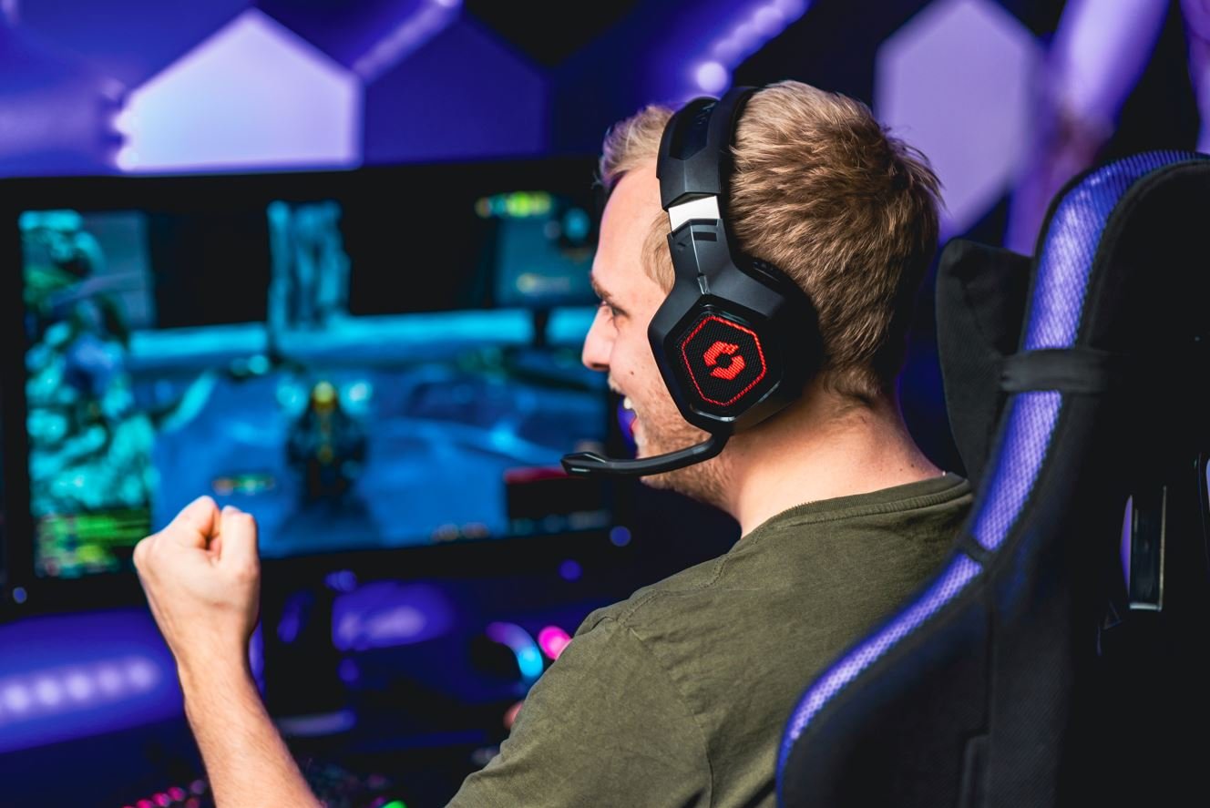 Speedlink Mandas : Un nouveau casque gamer sans fil rétro-éclairé
