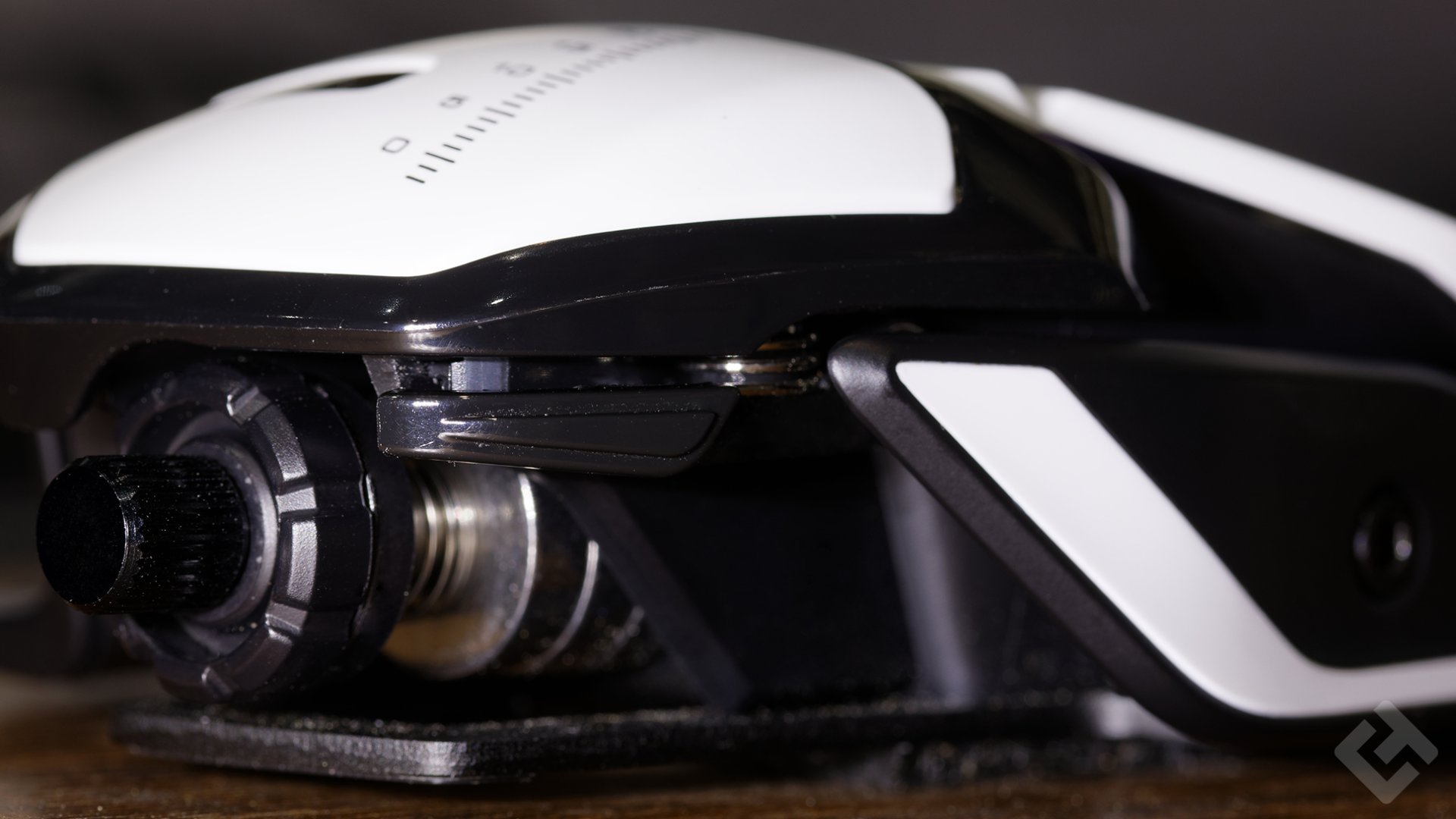 MadCatz RAT 6+ Design mécanisme réglage