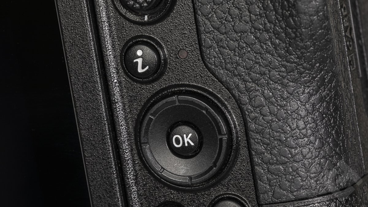 Nikon Z5 - Design