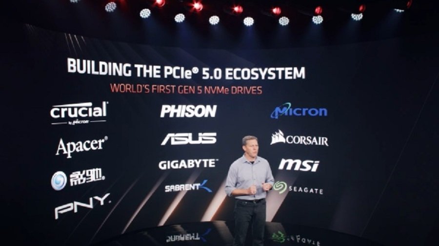 PCle 5 : Débits, compatibilité et performances de cette connectique