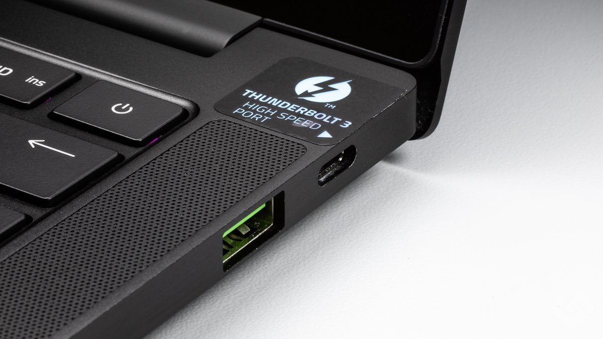 Razer Blade Stealth 13 - Connectiques