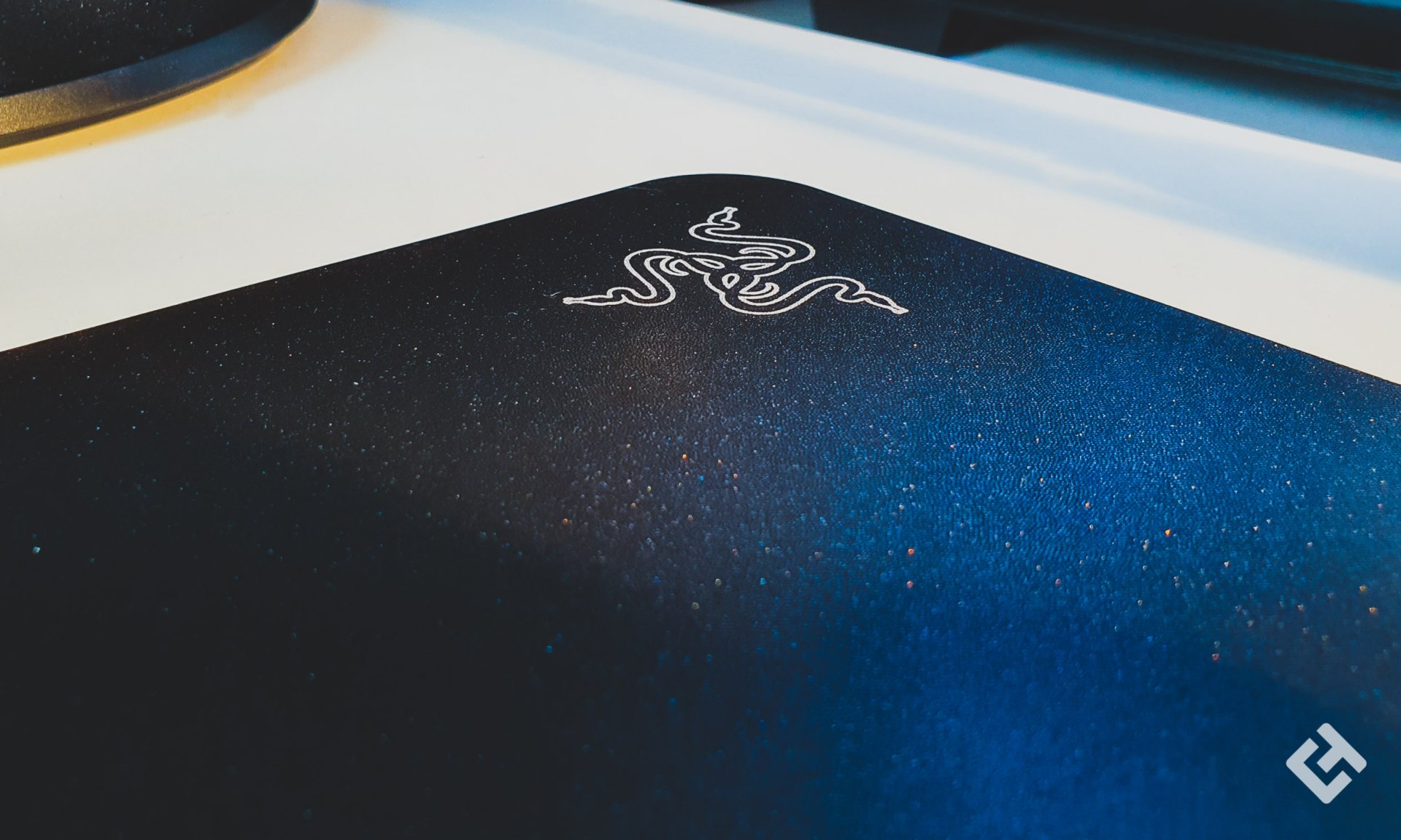 Test Razer Acari : Un tapis de souris un peu trop glissant
