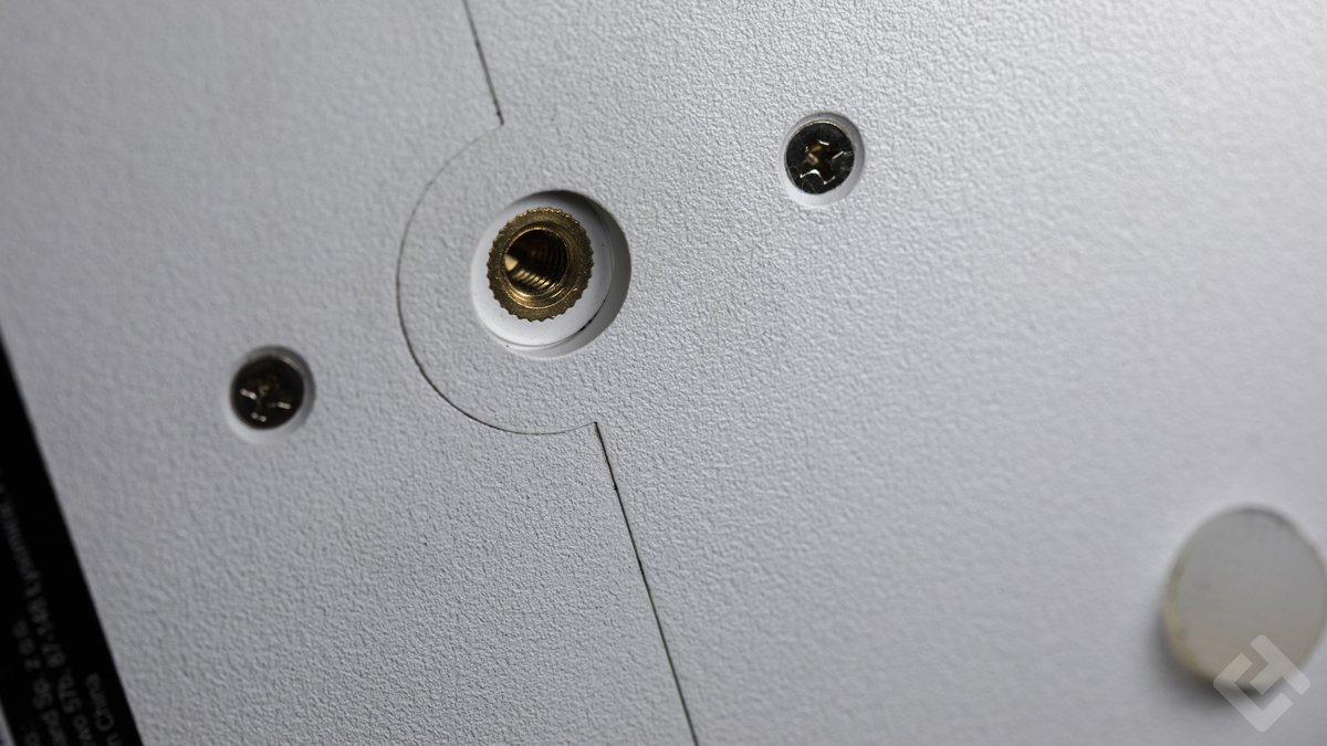 Sharp PS-919 - Pas de Vise trépieds