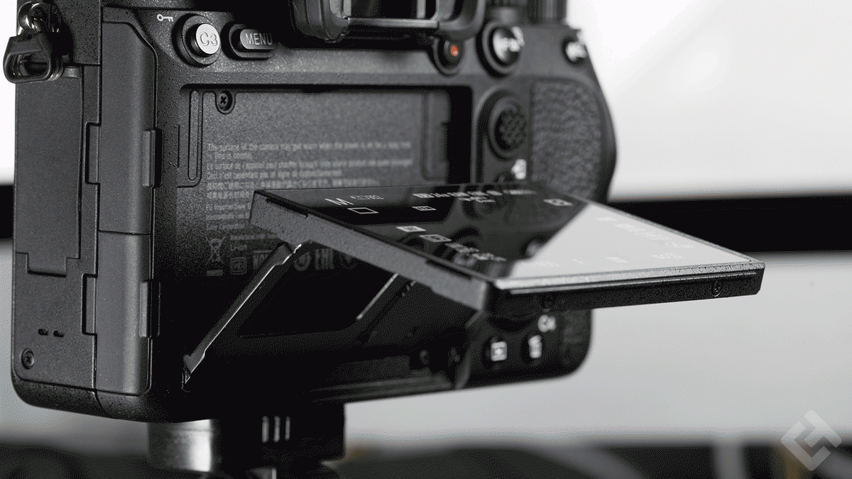 Sony A9 II - Design écran orientable