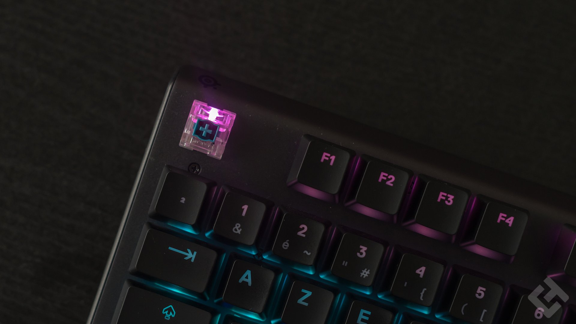test steelseries apex 5