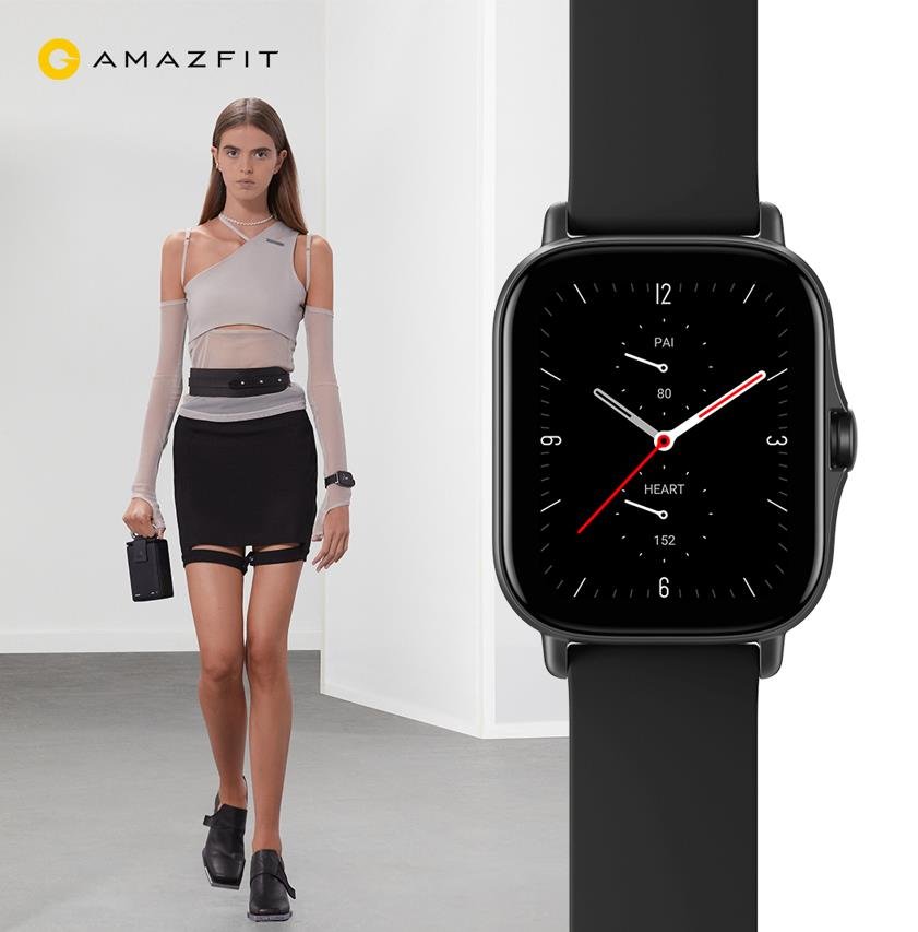 Amazfit est le nouveau partenaire officiel d'HELIOT EMIL pour la Fashion Week