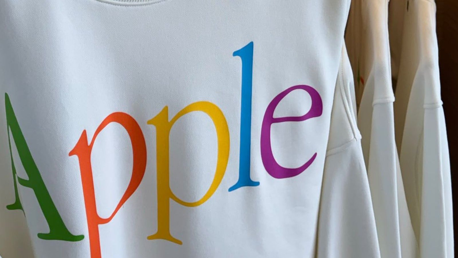 Apple ressort la typographie Garamond classique pour sa collection WWDC 2026