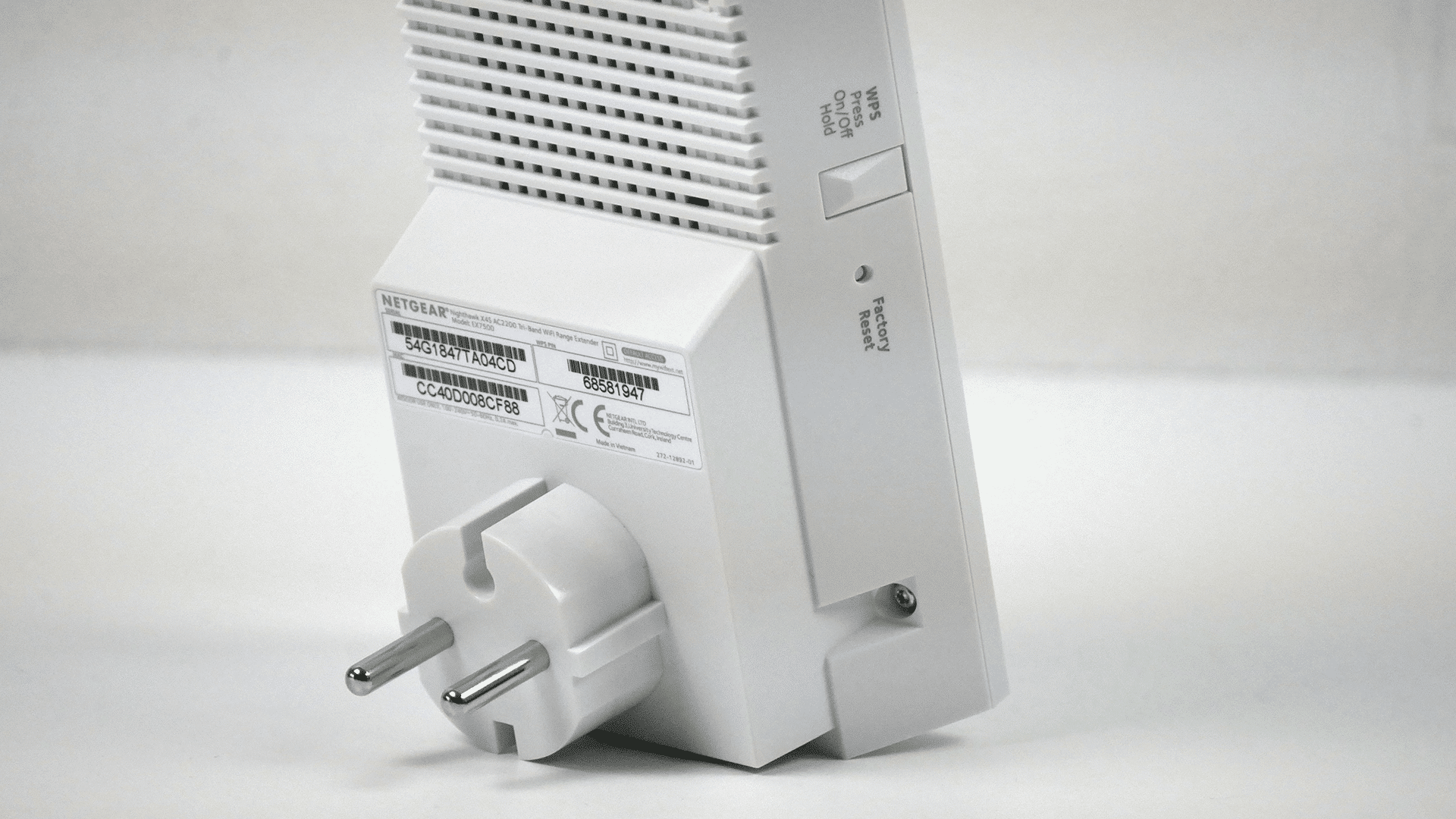 charlestech_test_netgear_ex7500_7