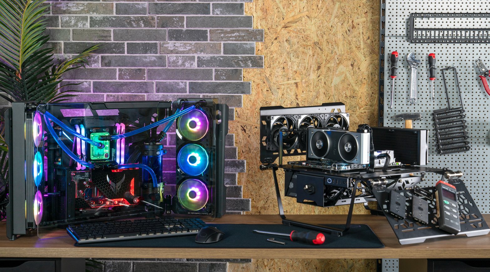 Cooler Master MasterFrame 700 : un nouveau boitier ouvert
