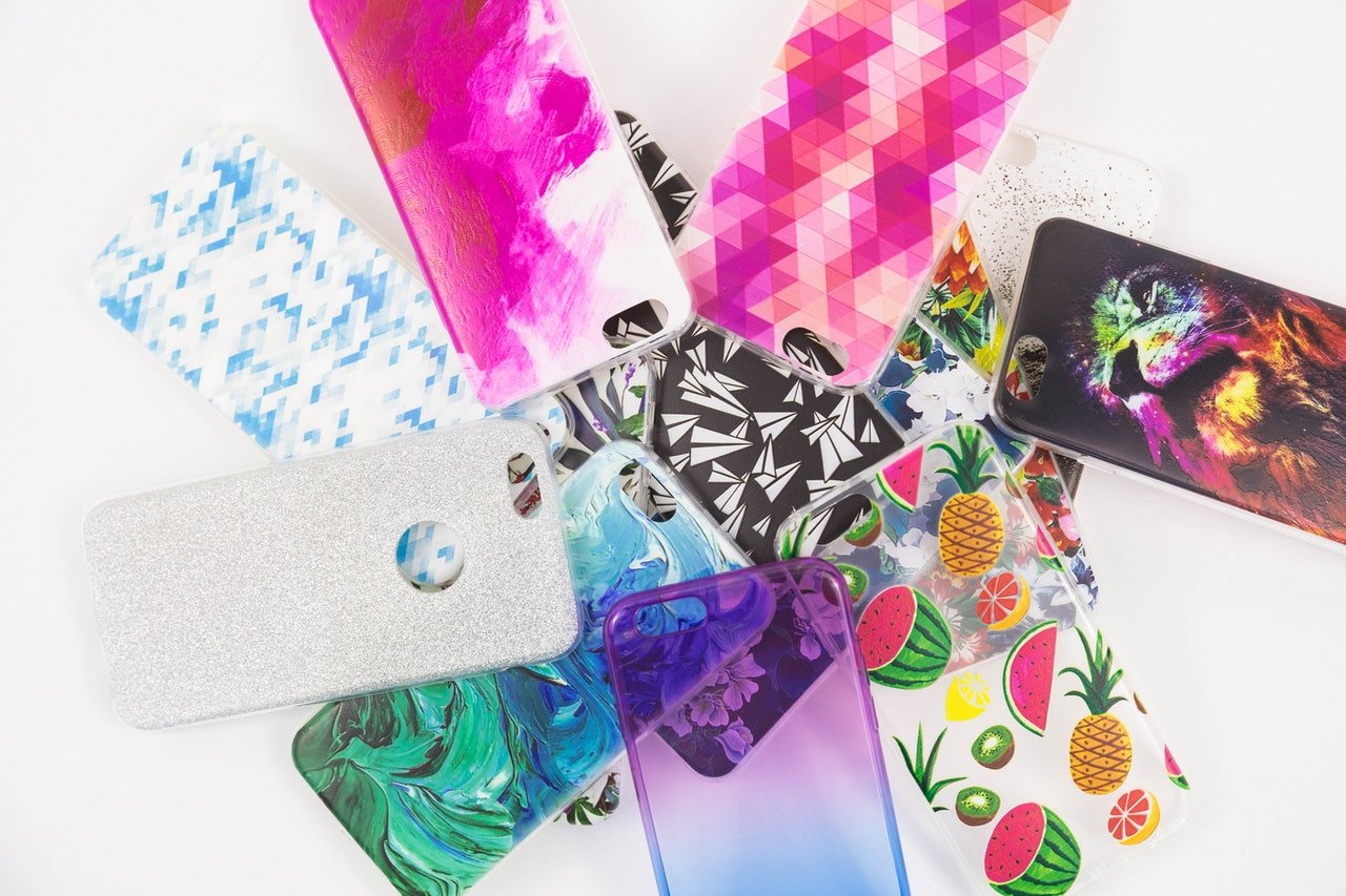 Les meilleures coques pour smartphone : matière, prix, ...