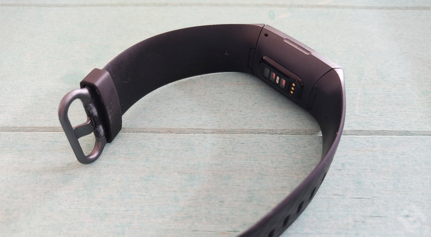 test fitbit charge 4