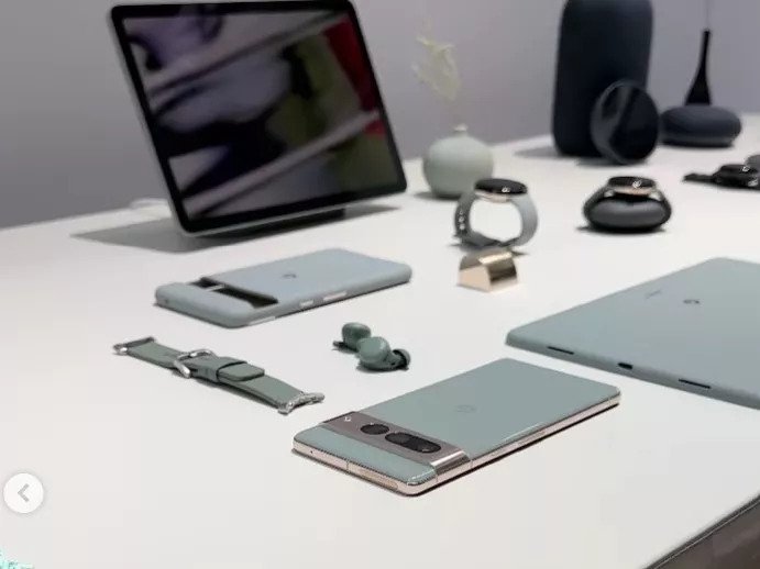pixel tab pins