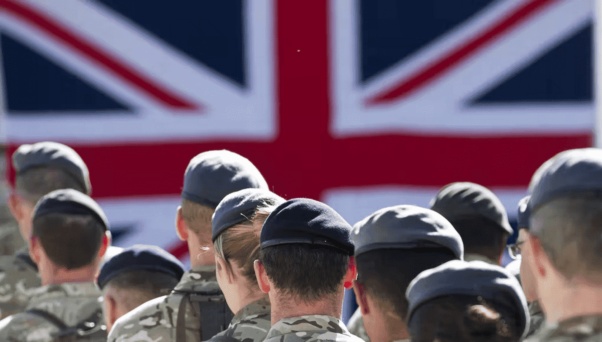 Les comptes Twitter et YouTube de l'armée britannique ont été piratés
