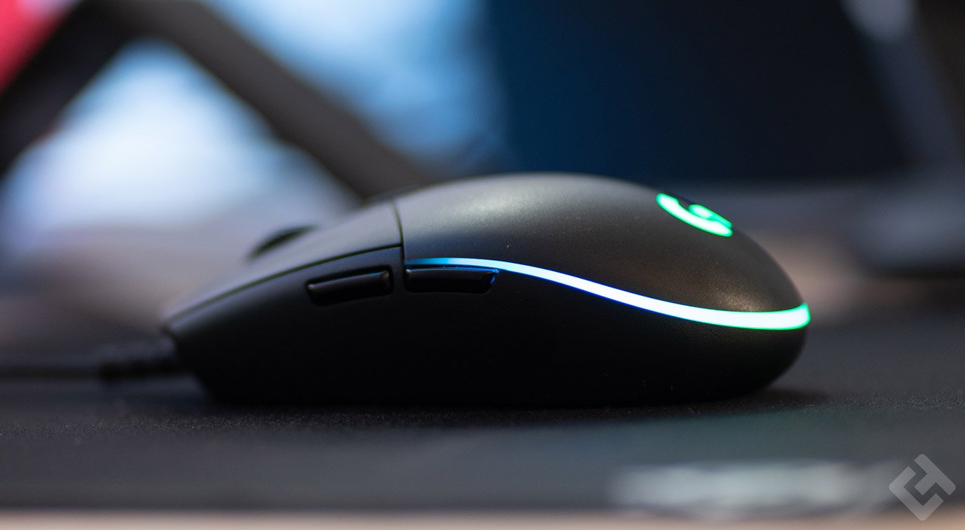 test souris gamer logitech