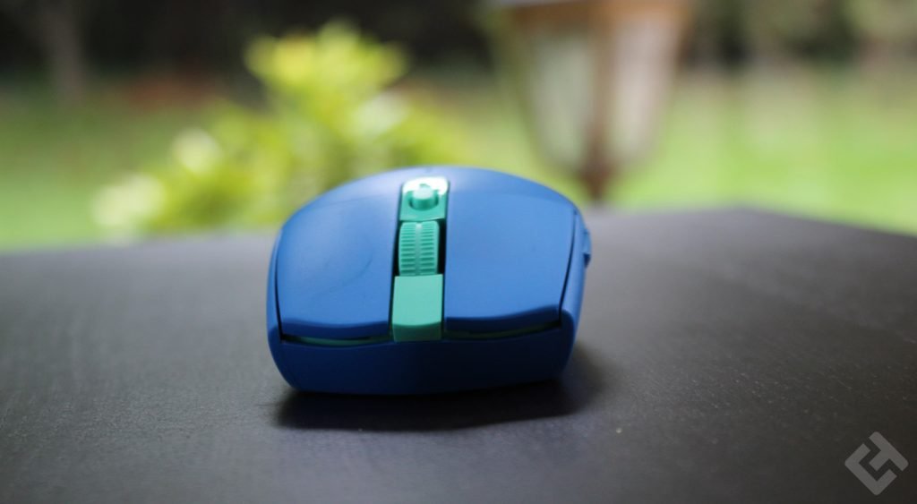 Logitech G305 de face