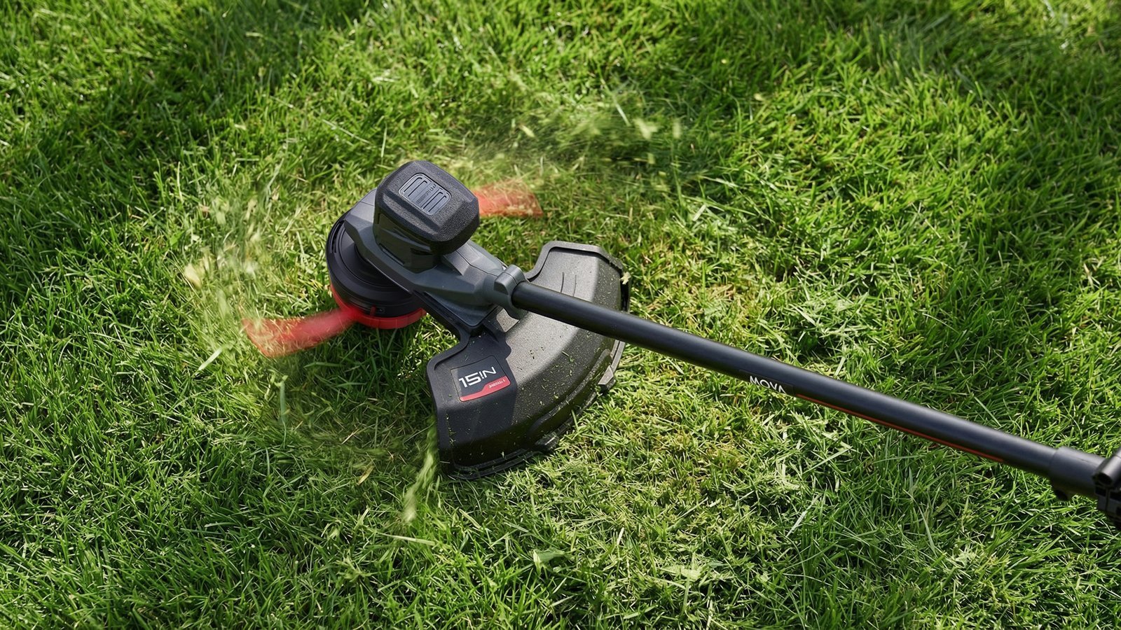 MOVA veut un seul chargeur pour cinq outils : le pari de l'écosystème jardin