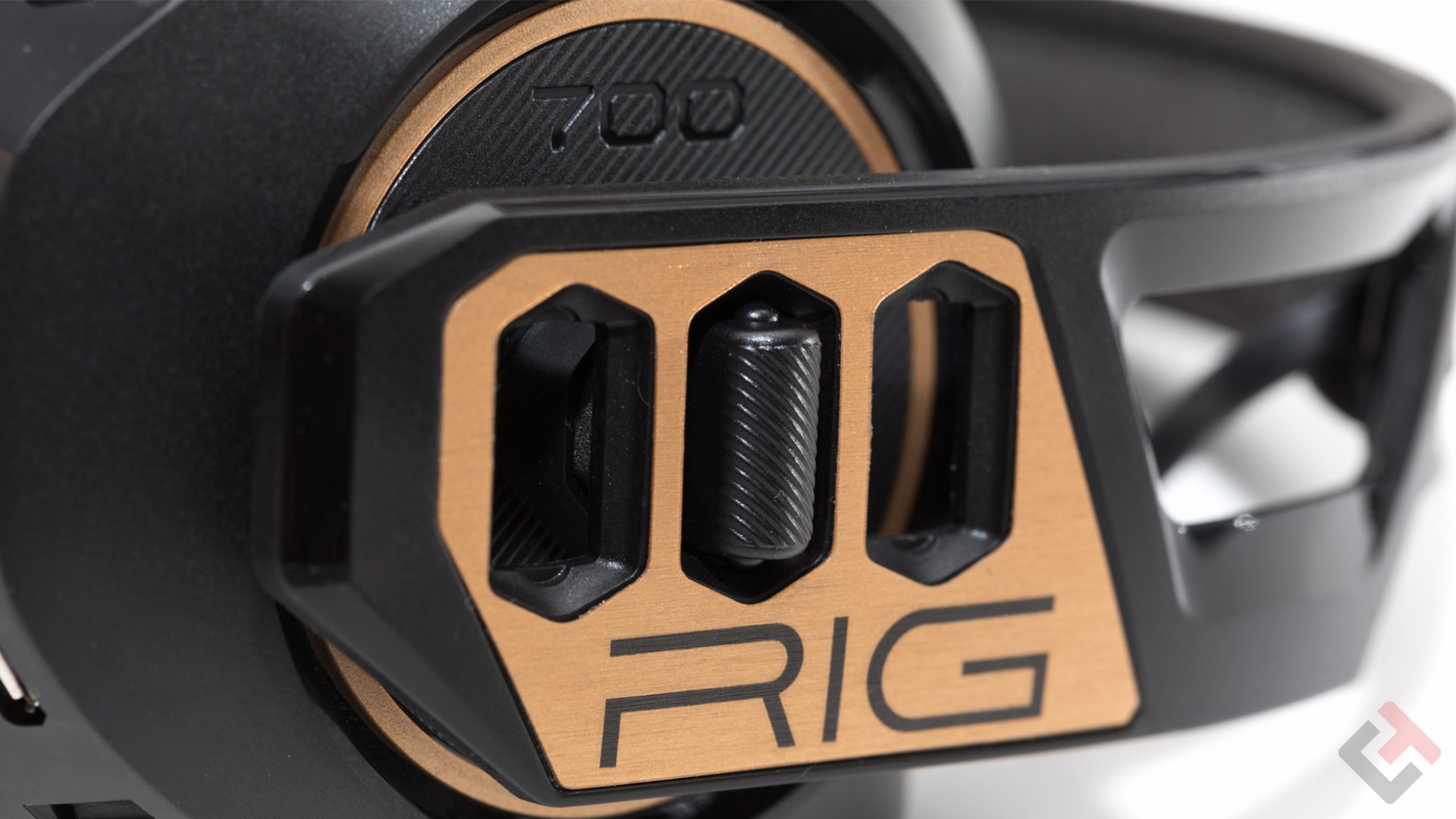Plantronics RIG 700HD Système fixation