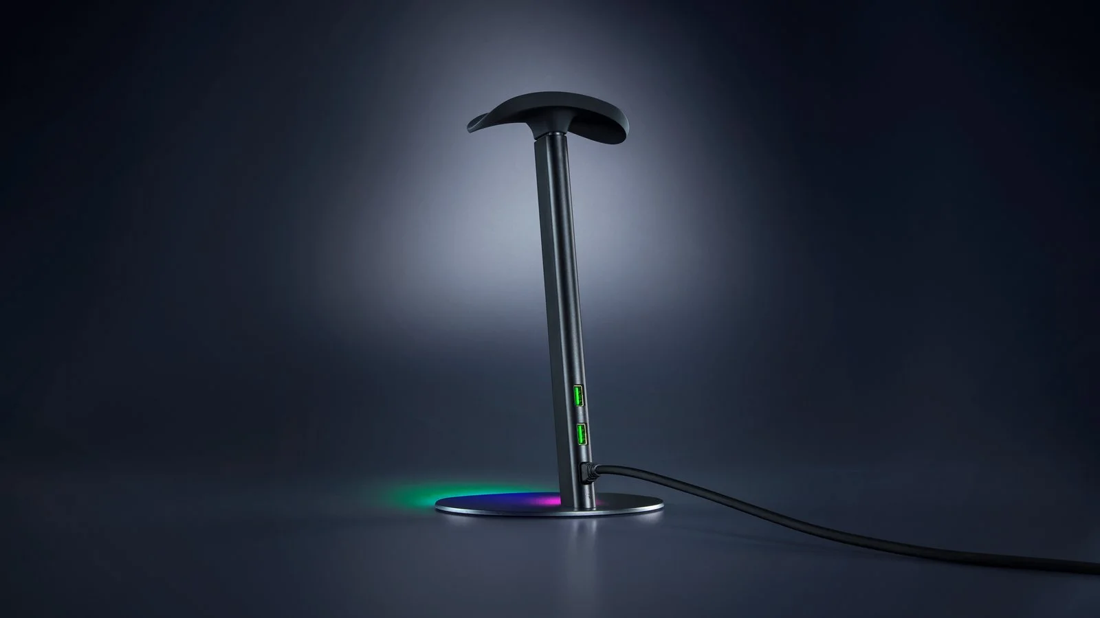 Razer Base Station V3 Chroma : un support casque à 89 € qui s'automatise