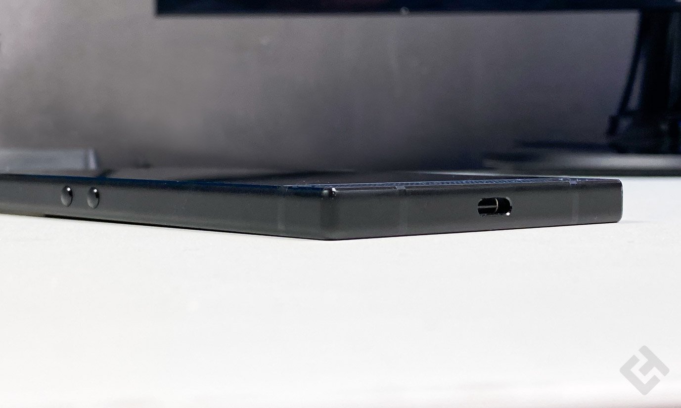 Razer Phone 2 port