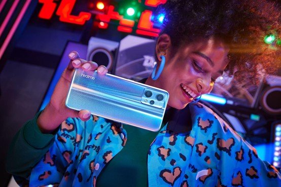 Les Realme 9 Pro et 9 Pro+ et leur dos révolutionnaire arrivent
