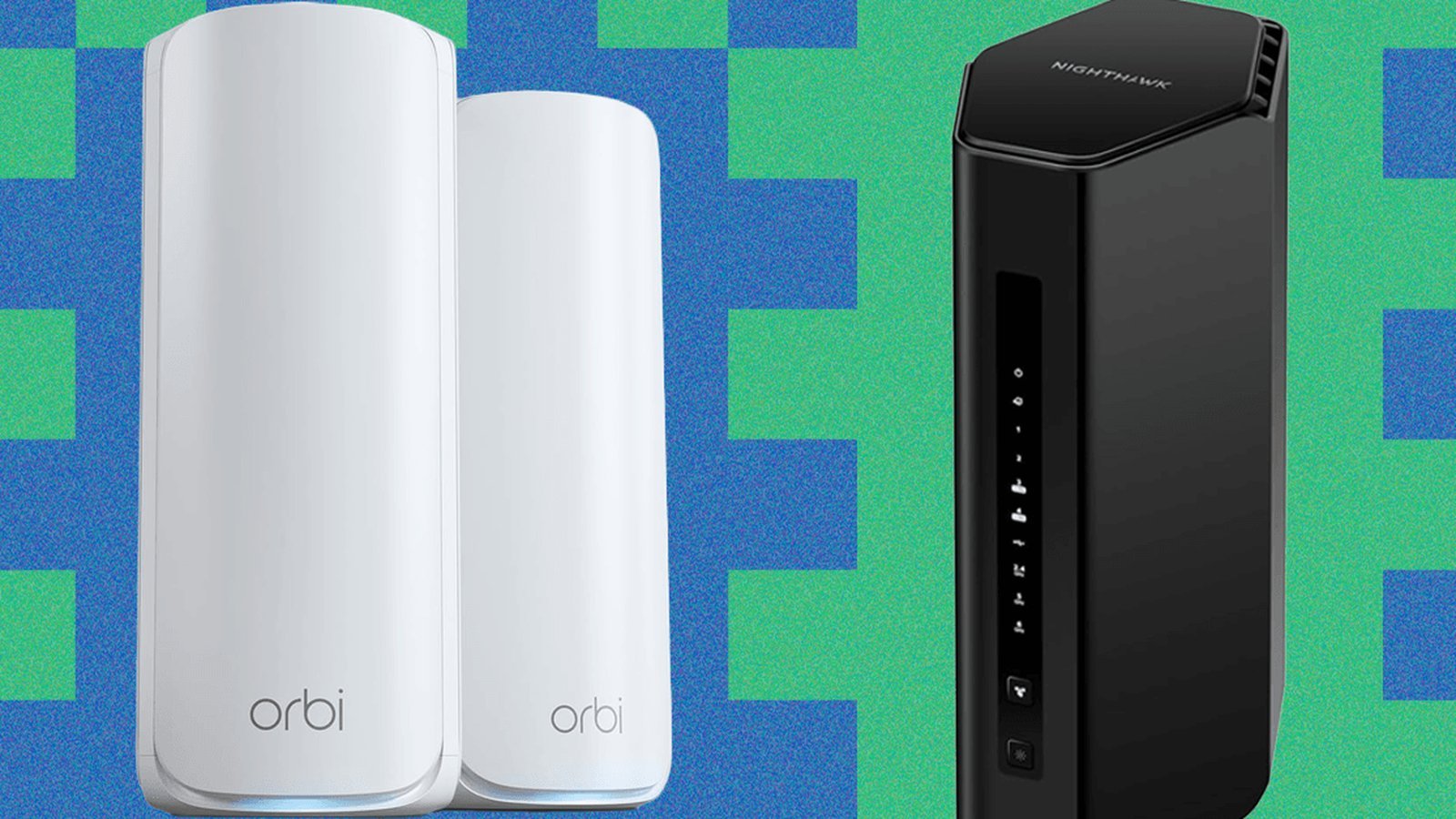 Système mesh Orbi et routeur Nighthawk Netgear sur fond coloré
