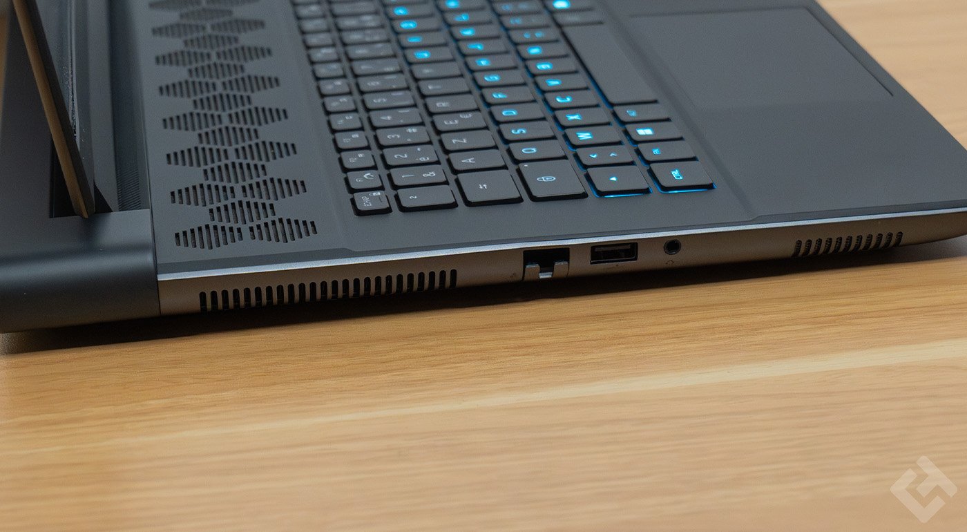 test alienware M16 r1 amd avis2 (10)