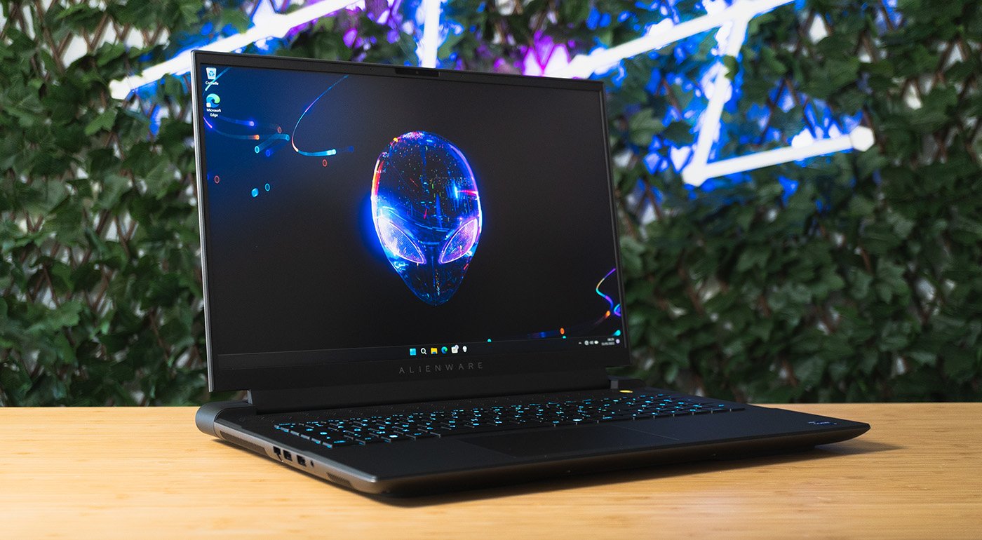 Design Alienware M18 R1