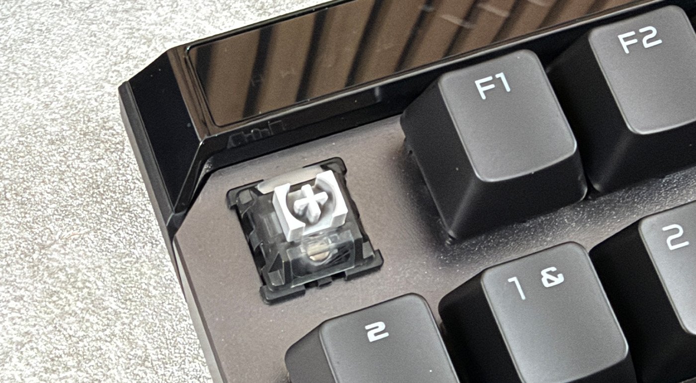 test du Asus rog falchion ace 75 he