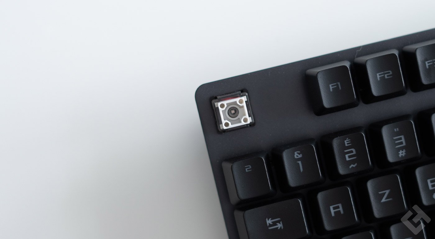switch du asus rog strix scope rx