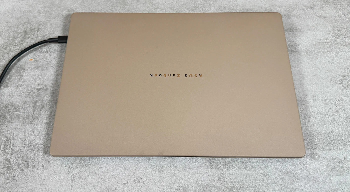 test du asus zenbook a14