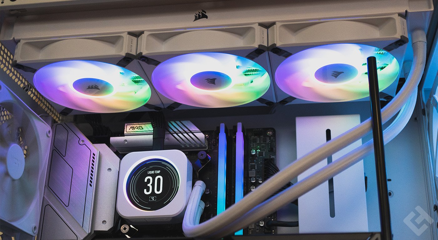 Le mode RGB des ventilateurs du Corsair iCUE H150i Elite LCD XT