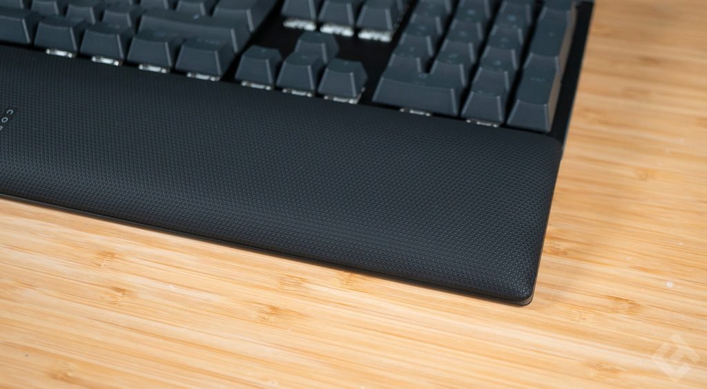 Corsair K70 Max 