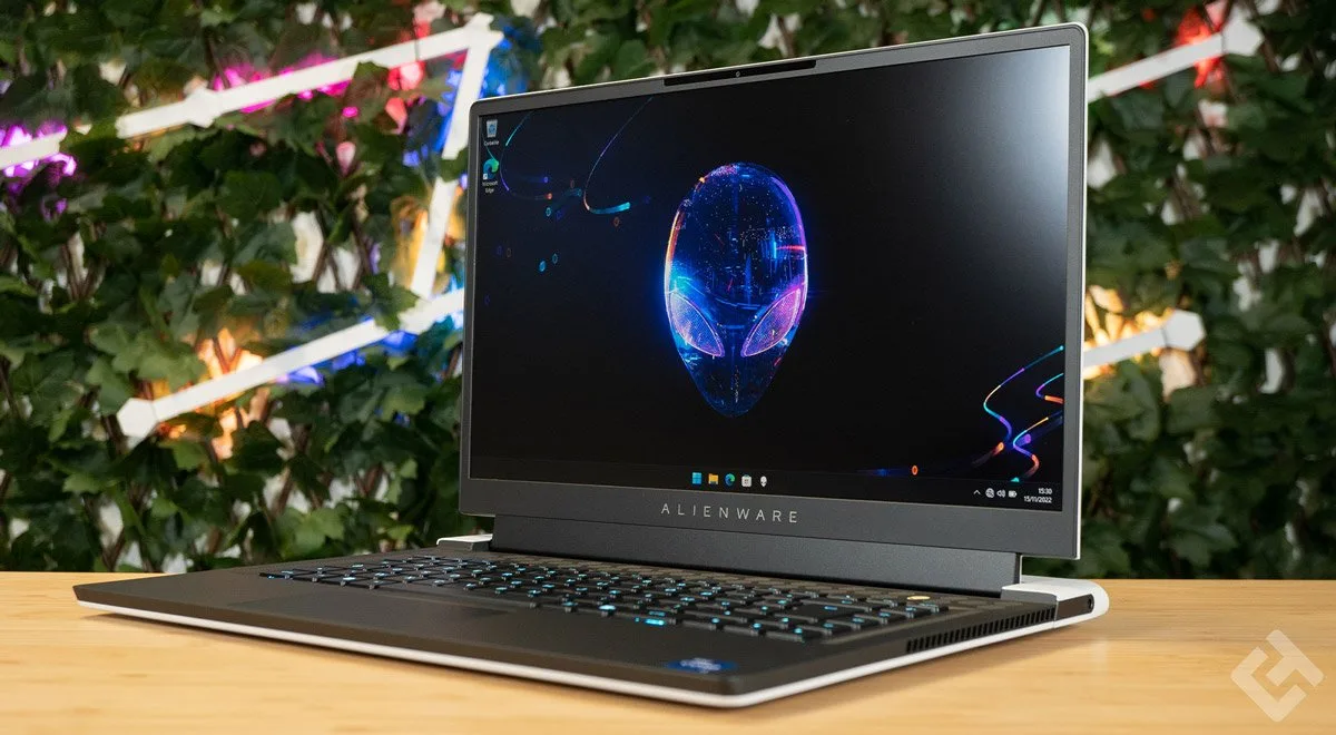 Alienware X15 R2