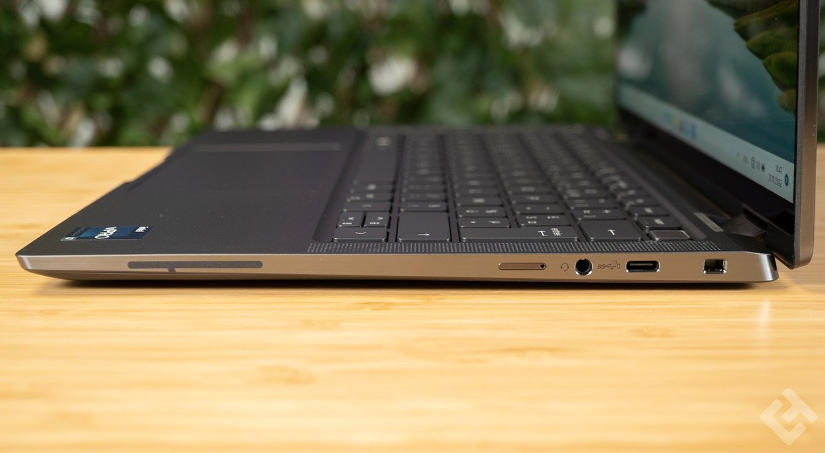 Connectiques du Dell Latitude 9330