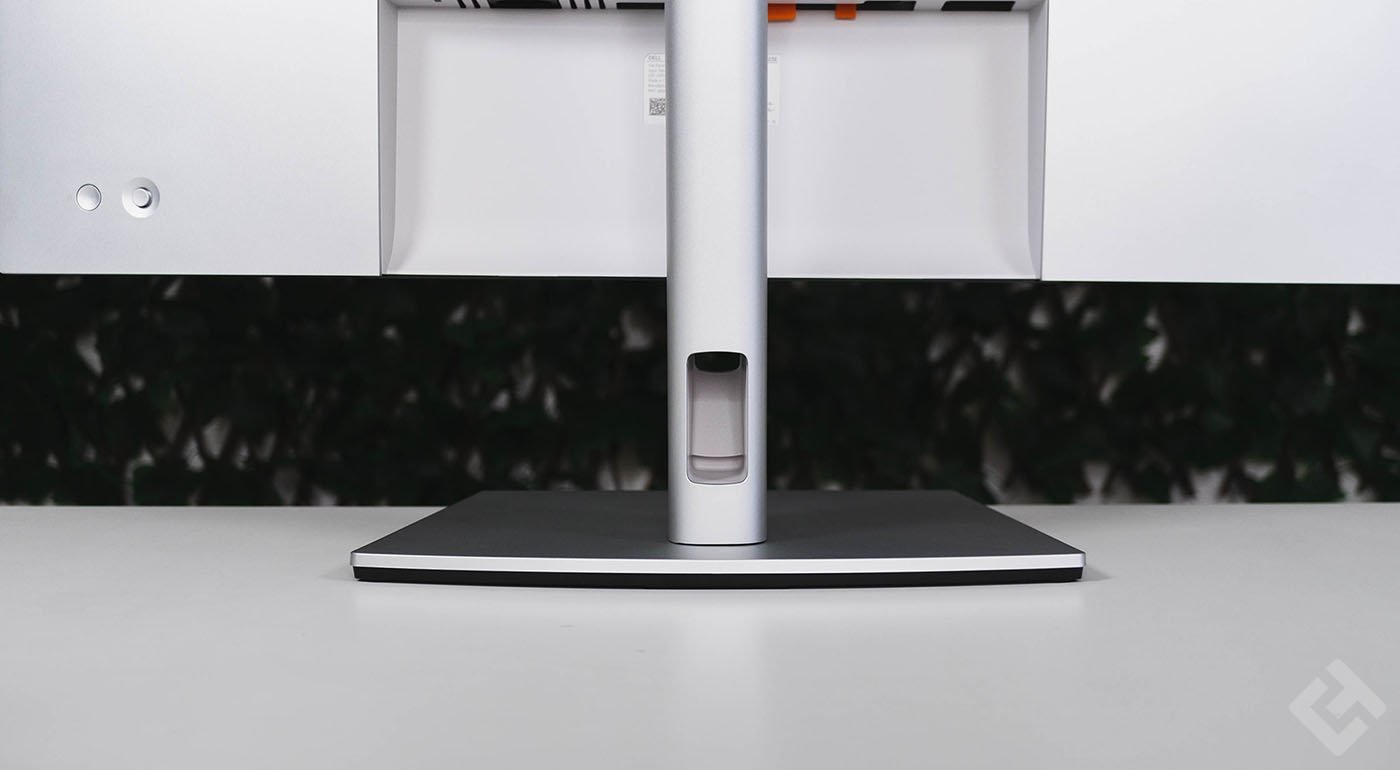 PIed du Dell UltraSharp 30 U3023E