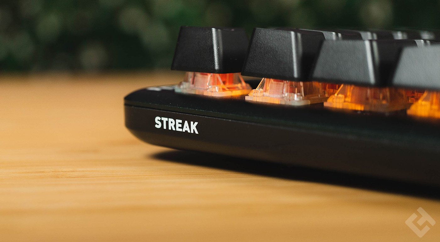 Logo Streak sur le côté du Fnatic MiniStreak Silent