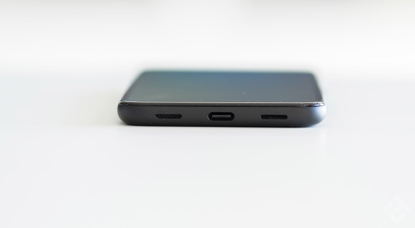 dessous du pixel 4a
