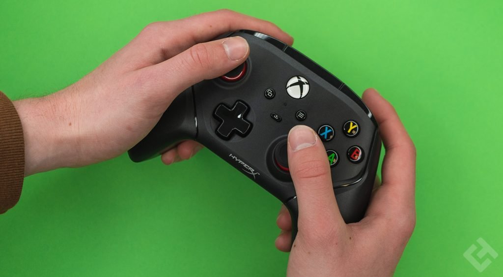 test manette hyperx clutch gladiate