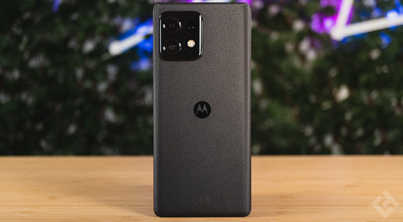 Dos Motorola Edge 40 Pro