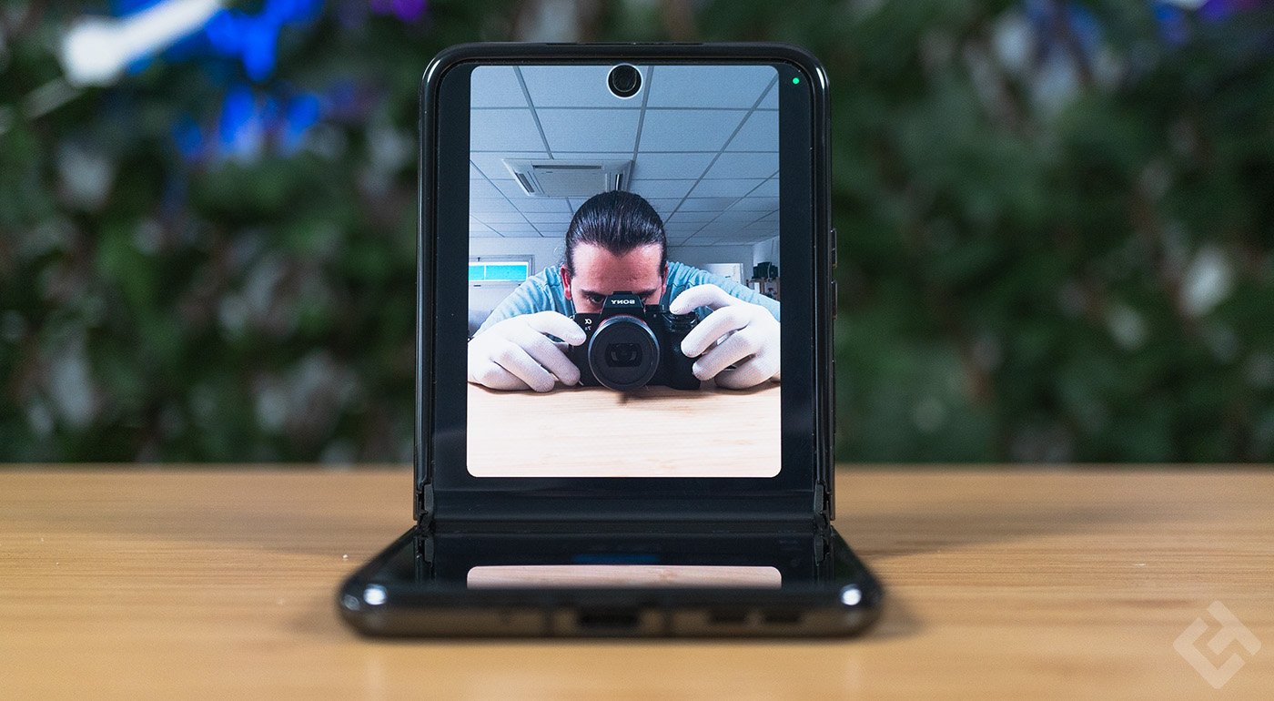Caméra frontale Motorola Razr 40 Ultra