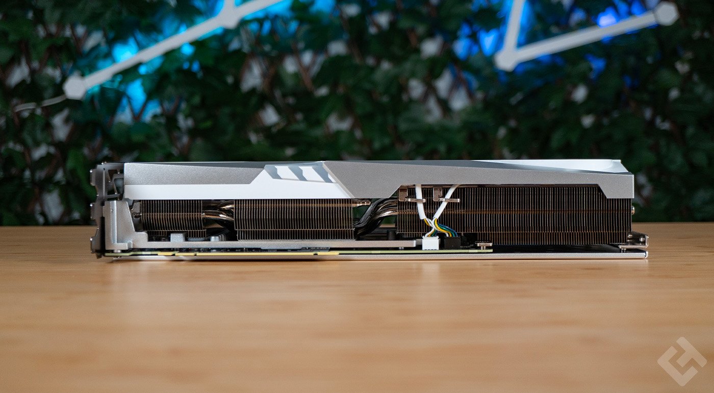 test de la msi geforce rtx 4070 ti gaming x trio white