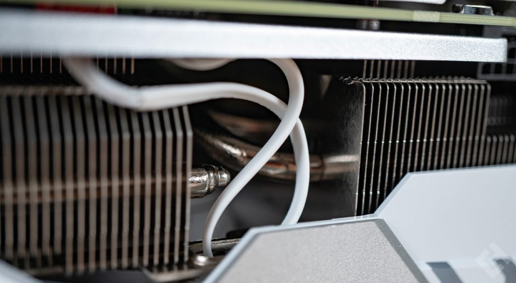 test de la msi geforce rtx 4070 ti gaming x trio white