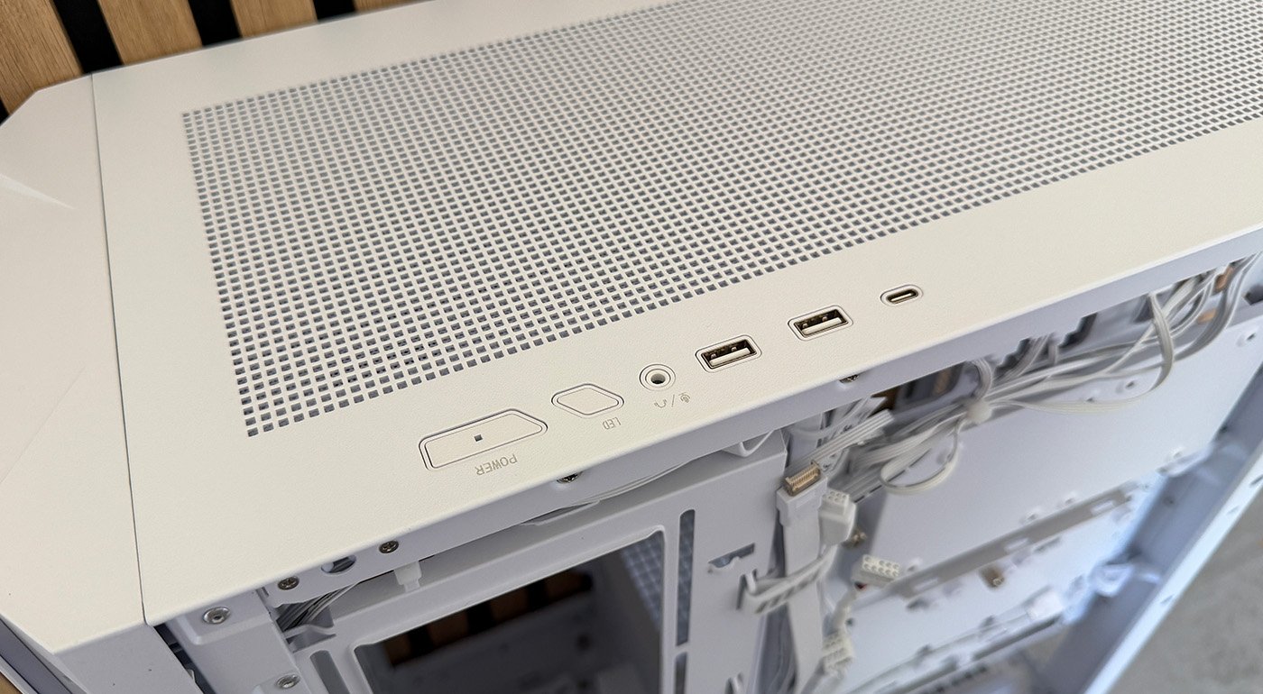 test msi mpg velox 300r airflow pz