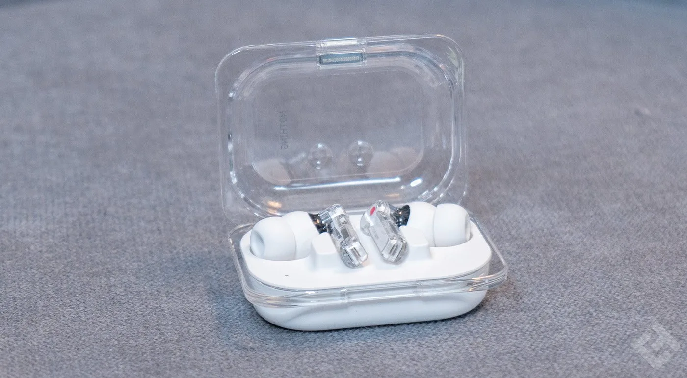 Nothing Ear (a)