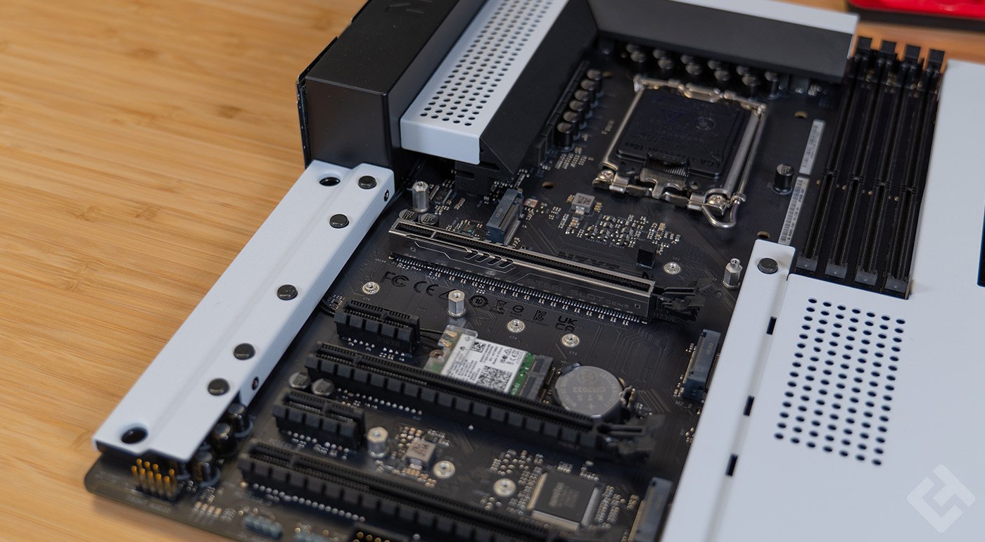nzxt n7 z790 sans les backplates