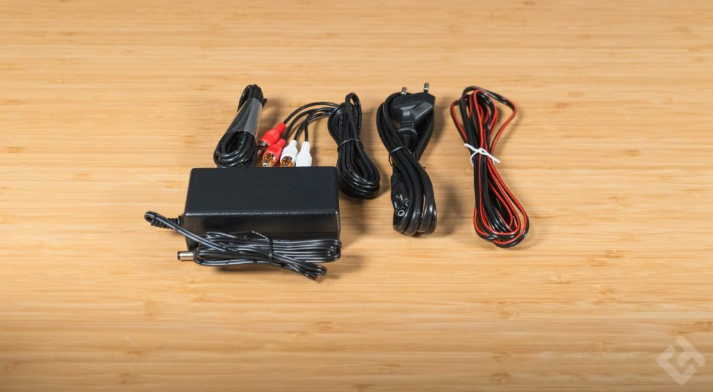 câbles des nzxt relay speaker